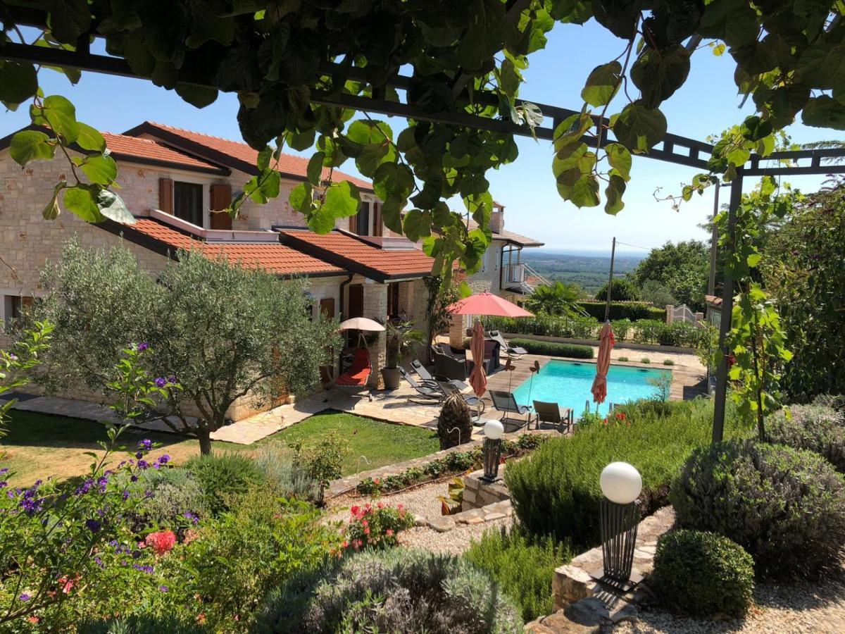 Villa Casa Stefanie à Kaštelir Extérieur photo